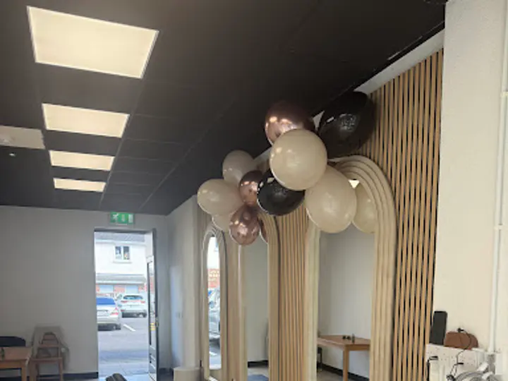 A La Cara Hair Art in Longford