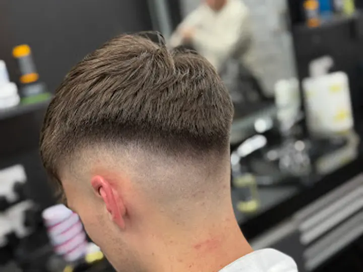 Akkaya Barbers in Passage West