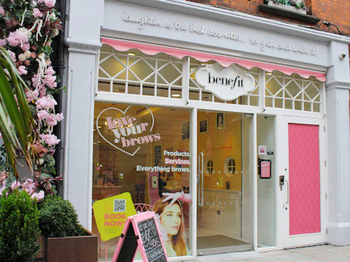 Benefit Cosmetics Boutique & Brow Bar in Dublin 2