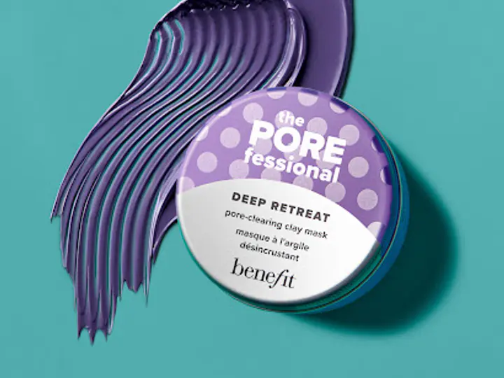 Benefit Cosmetics Brow Bar in Newbridge