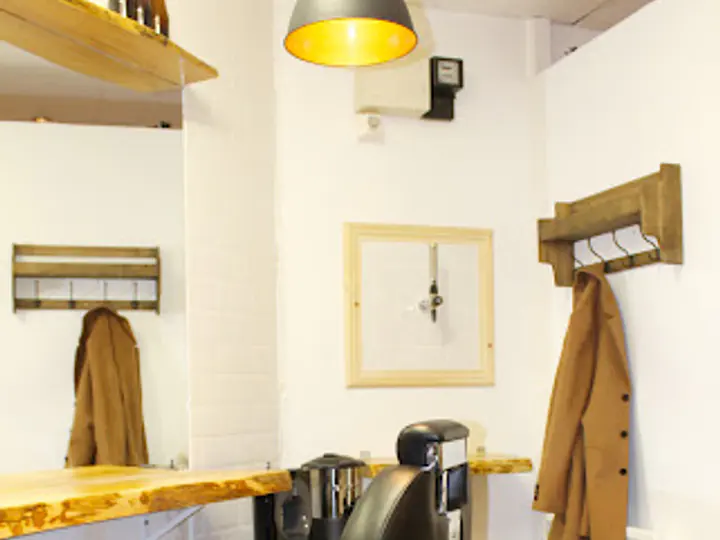 Bespoke Barbers - Mens Hair Salon in Tullamore