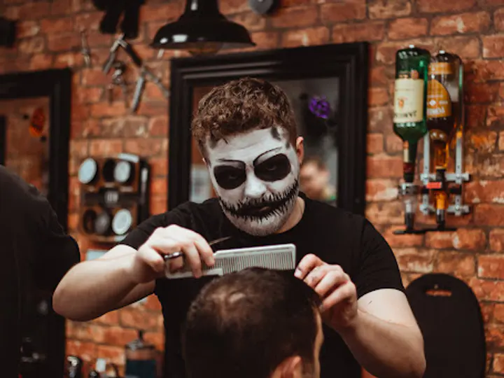 Castle Street Barber in Oranmore