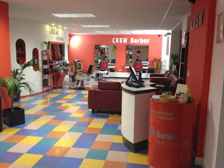 Crew Barber | Trim in Trim