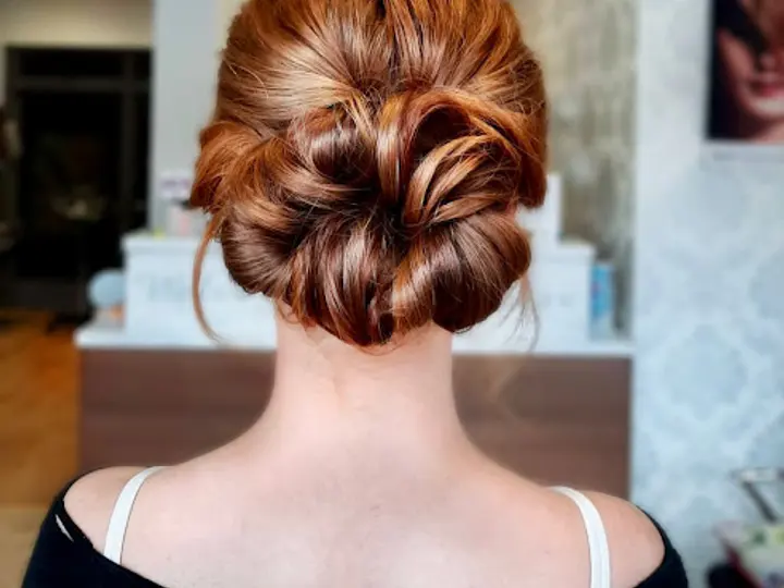Cutloose Hair & Beauty Salon in Newbridge