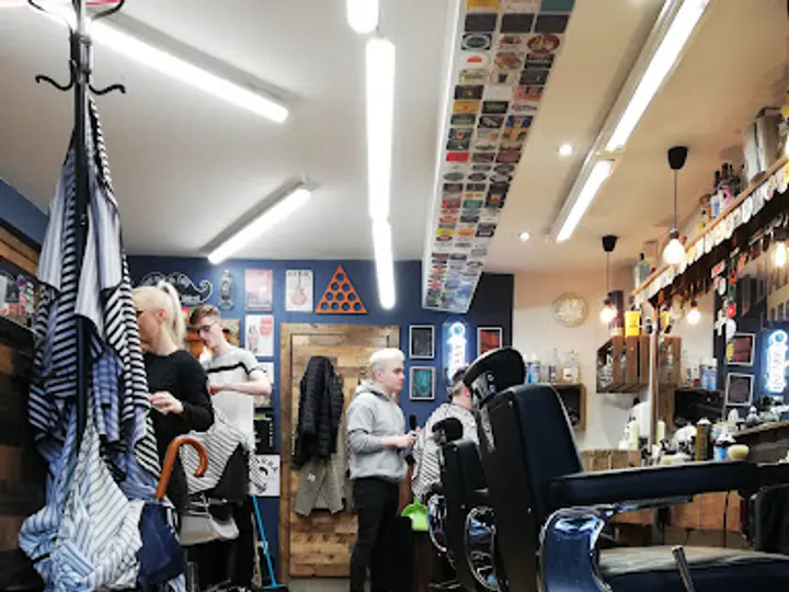 D Barbers in Longford