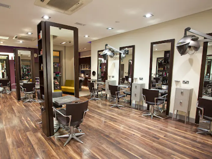 Edge Hairstyling in Dundalk
