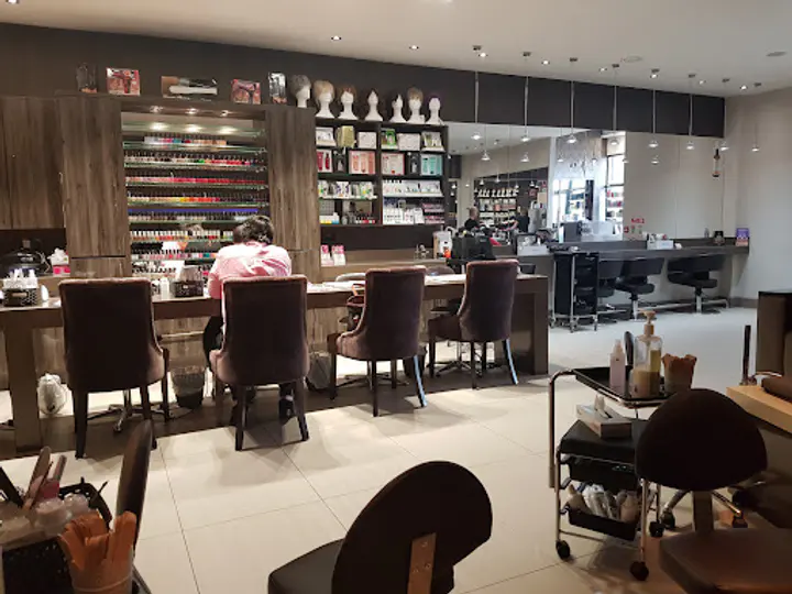 Elle No. 5 in Celbridge