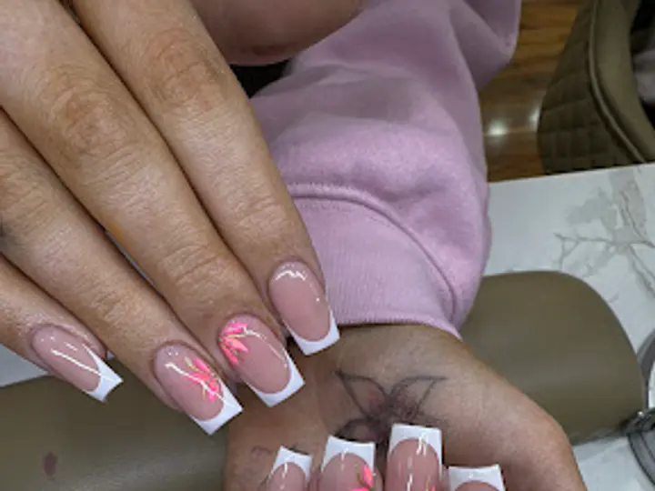Foyle Nails & SPA in Londonderry