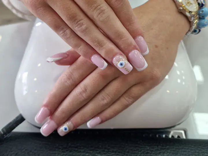 Kim.v Nails in Celbridge