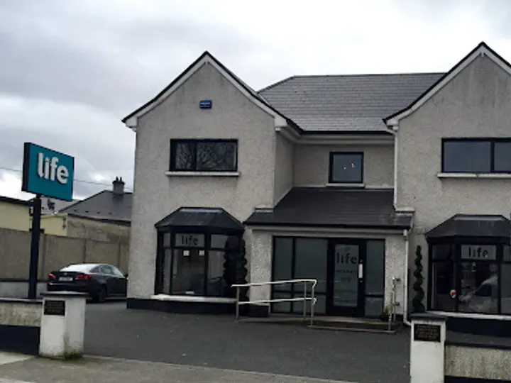Life Hq Beauty Salon in Sligo