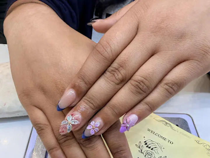 Lux Nail SPA and Lash in Dublin 4