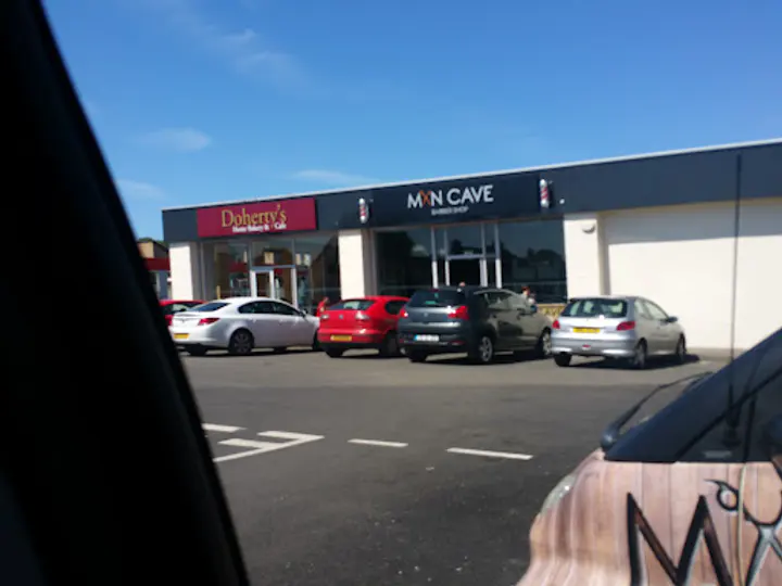 Man Cave Barber Shop in Londonderry
