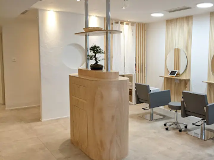 Maru Hair Tokyo - Temple Bar Salon in Dublin 8