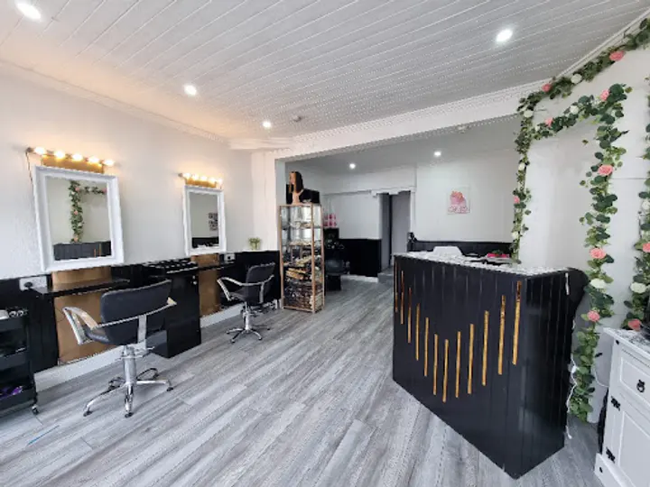 Nj Glam Studio in Kells