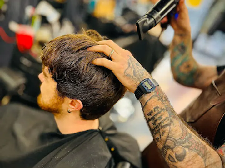 Outlines Hair Studio in Drogheda