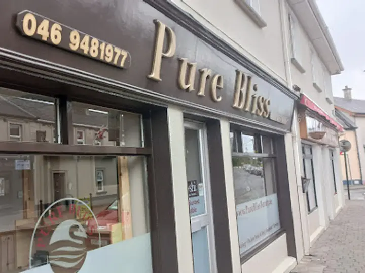 Pure Bliss in Trim