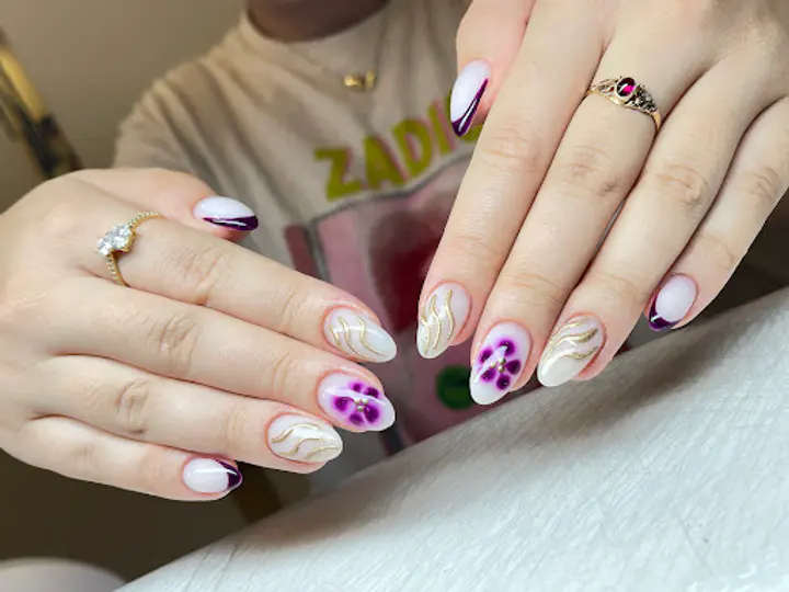 Queen Infinity Beauty Salon Newbridge in Newbridge