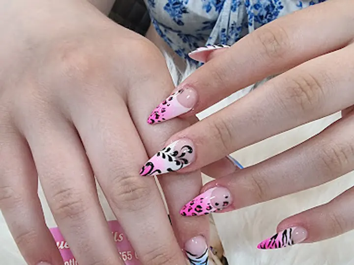 Queen Nails & SPA in Londonderry