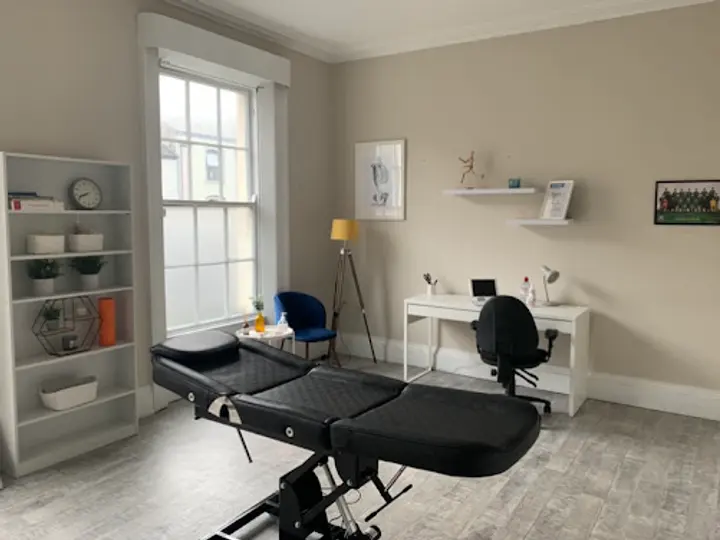 Ruairi Lynch Injury Clinic in Londonderry