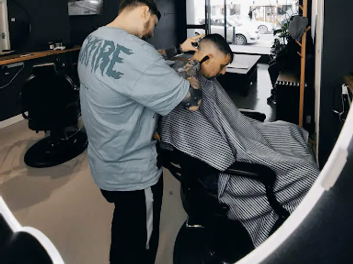 Silvers Barbershop in Longford