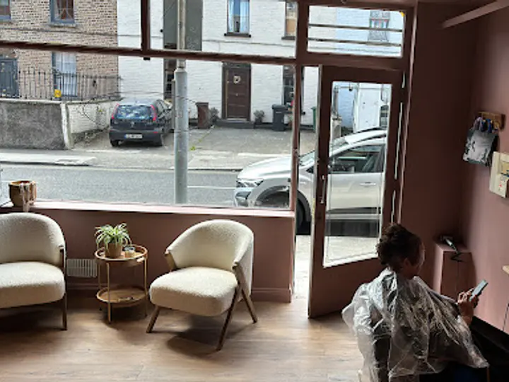 Steel Magnolias Hairdressing Salon in Dublin 7