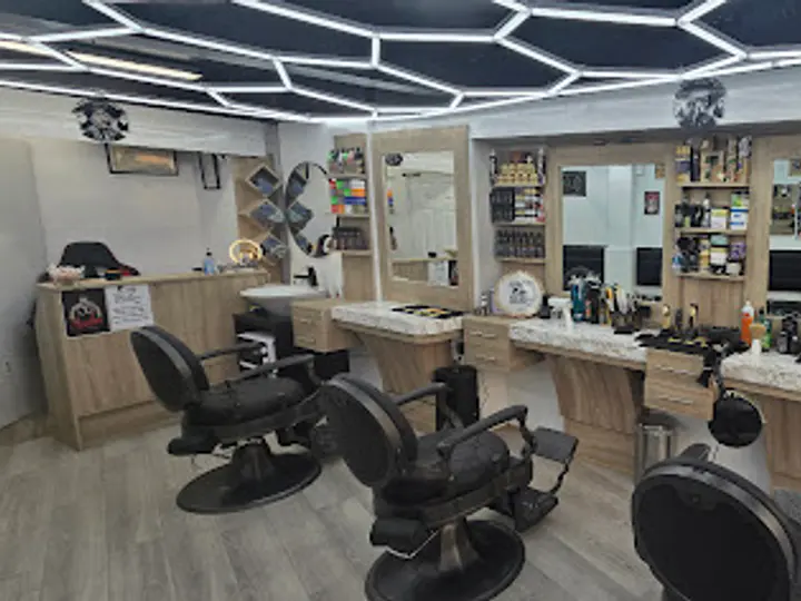 Sy Barbers in Birr