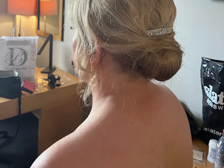 Syenna Hair & Beauty in Londonderry