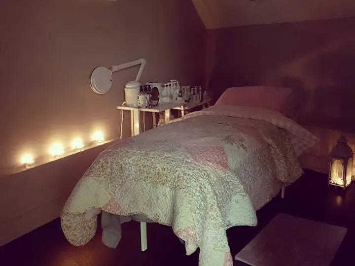 The Honeypot Beauty Salon in Kill