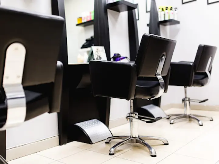 U Posh Hair Studio in Dublin