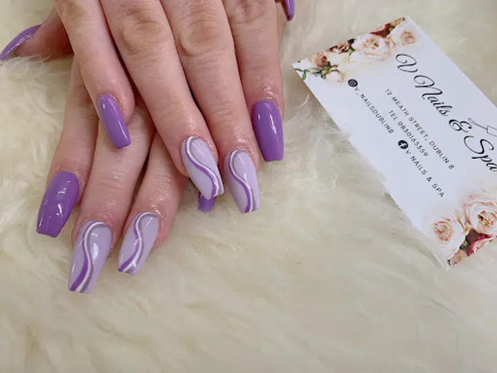 V Nails & SPA in Rialto