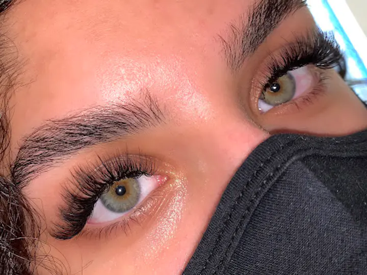 Valashes Galway - Lash & Brow Specialist in Claregalway